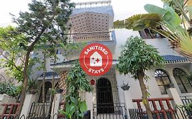 Vaccinated Staff - Oyo Home 30400 Salt Lake City India